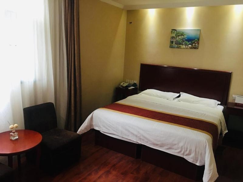 Greentree Inn High Tech Changzhi Road Subway Station Business Hotel Taiyuan  Exterior foto